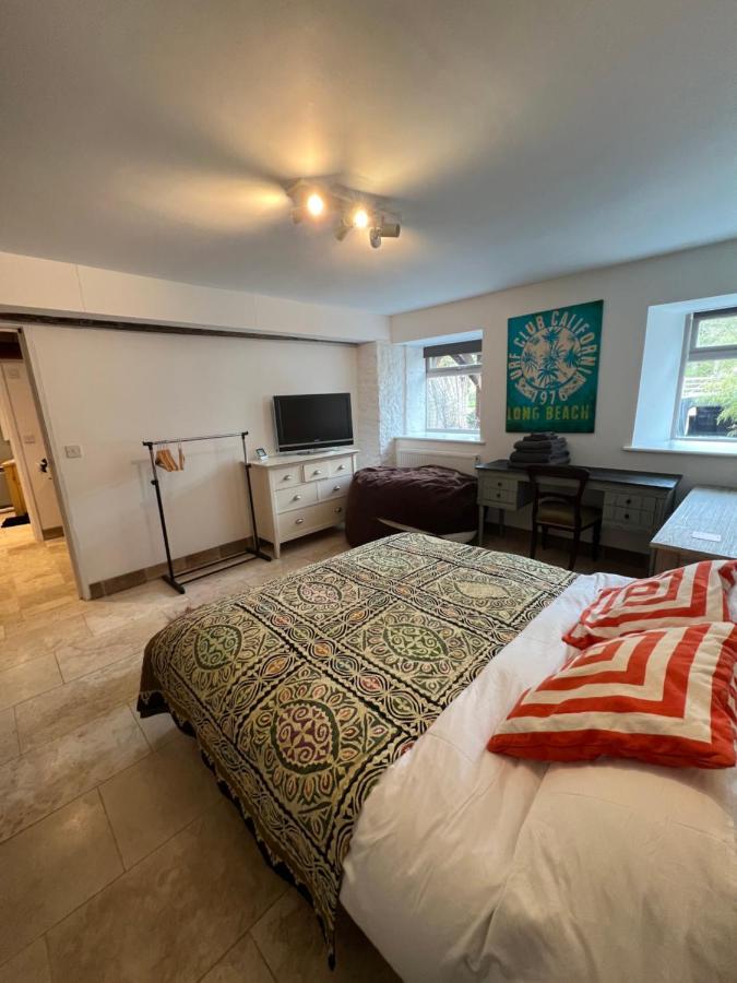 Luxury Country Cottage With A View Enstone Екстериор снимка